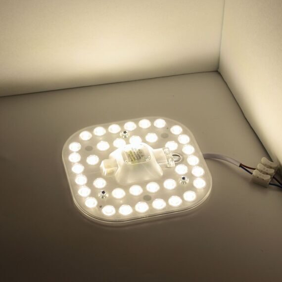 Светодиодный модуль 145x145mm JH-MZ-S18 ARM20 (220V, 18W, day white) Светодиодный модуль 145x145mm JH-MZ-S18 ARM20 (220V, 18W, day white)
